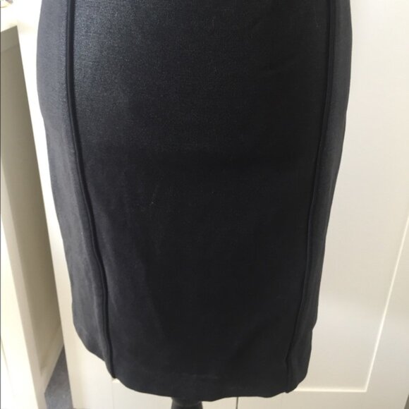 Ports 961 ittle lack inimalist ress - Picture 4 of 7